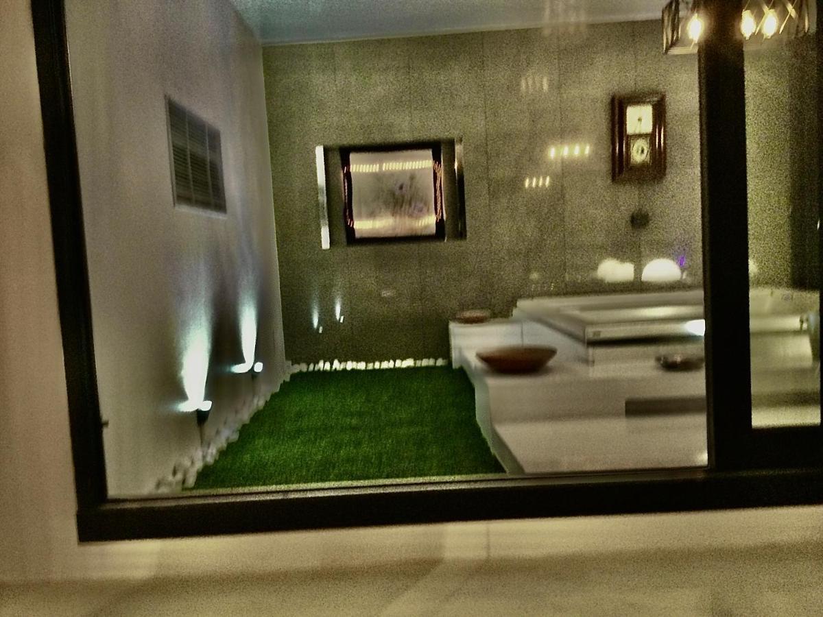 Ferienwohnung Last Minute Garden And Jacuzzi,The Most Gorgeus !Adult Only La Spezia Exterior foto