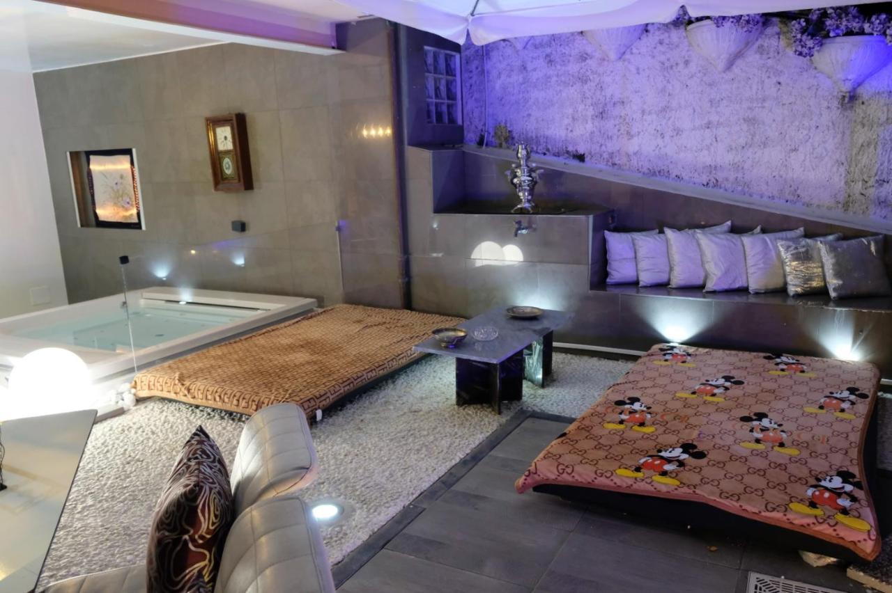 Ferienwohnung Last Minute Garden And Jacuzzi,The Most Gorgeus !Adult Only La Spezia Exterior foto